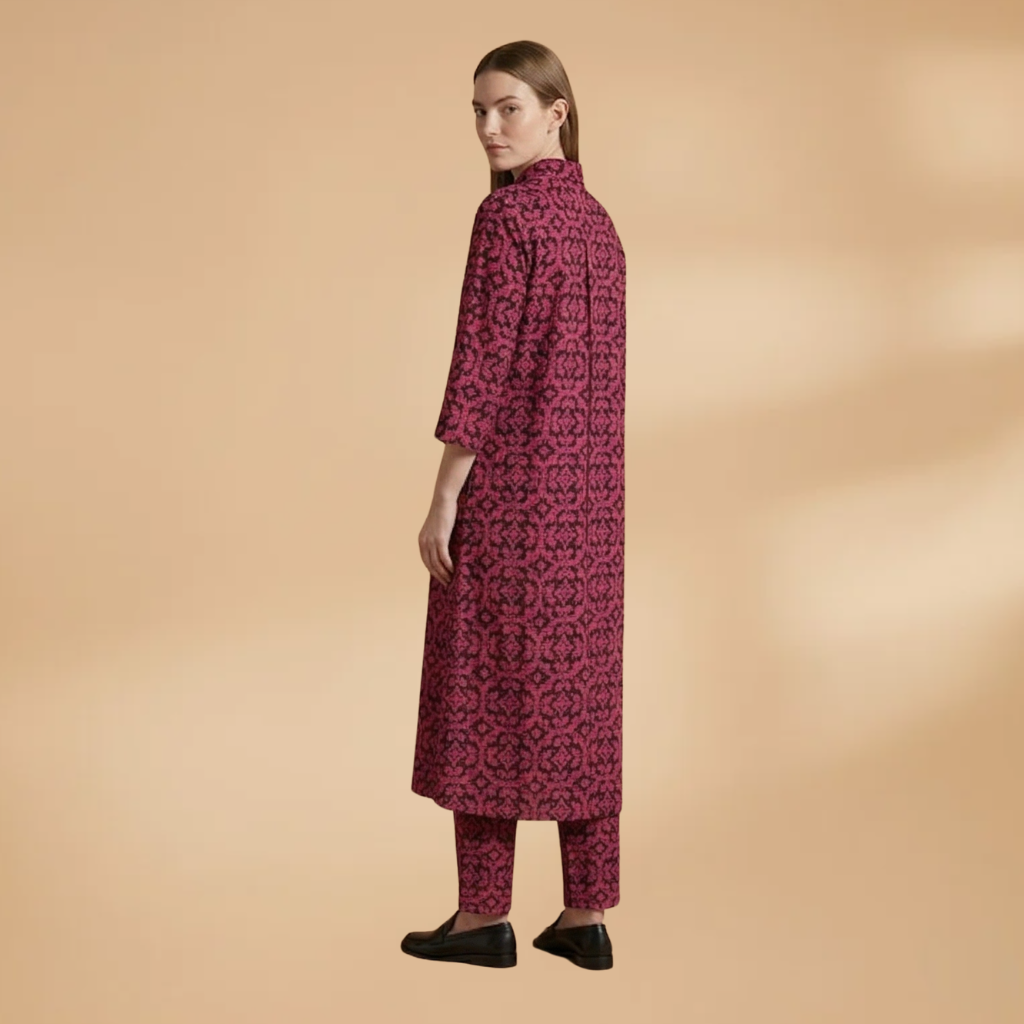 Women's Two-Piece Set with Geometric Pattern and Relaxed Fit