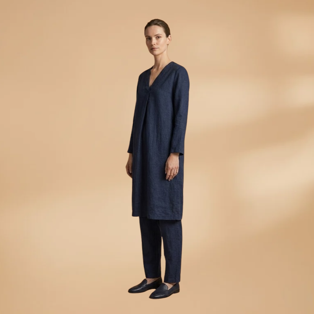 Women's Stylish Set with Lightweight Fabric and Flattering Cut