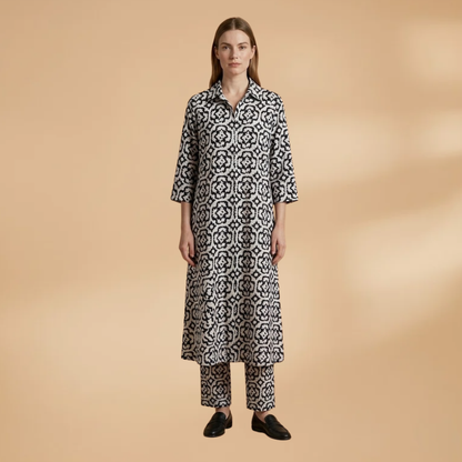 Women's Two-Piece Set with Geometric Pattern and Relaxed Fit