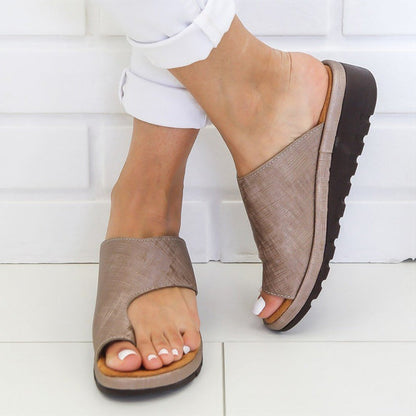Elegant and Modern Strap Sandals for Women