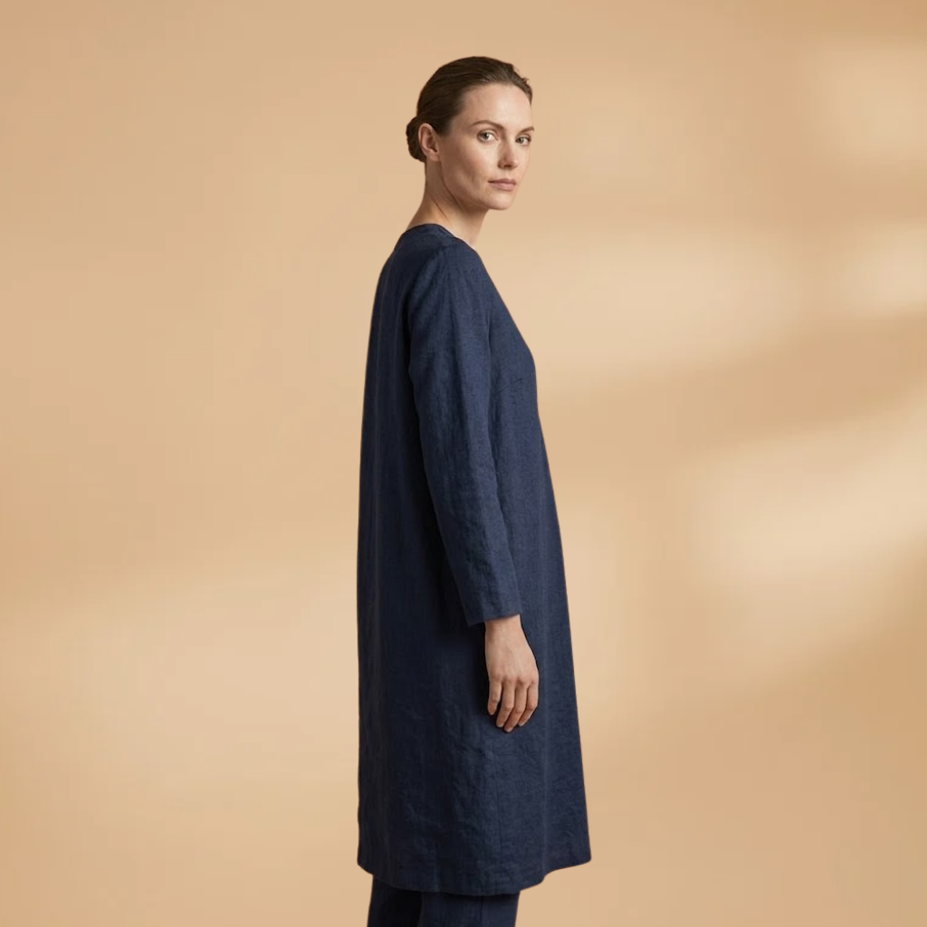 Women's Stylish Set with Lightweight Fabric and Flattering Cut