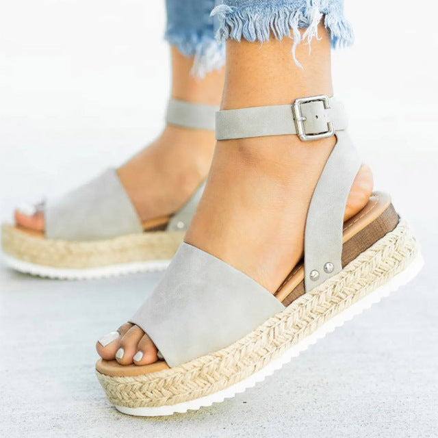 Stylish and Comfortable Sandals for Women | Eva