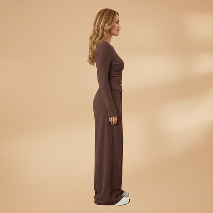 Women's Elegant Trousers Set with Relaxed Fit and Plain Surface