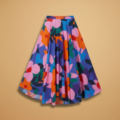 Women’s Skirt with Elastic Waistband and Modern Graphic Design