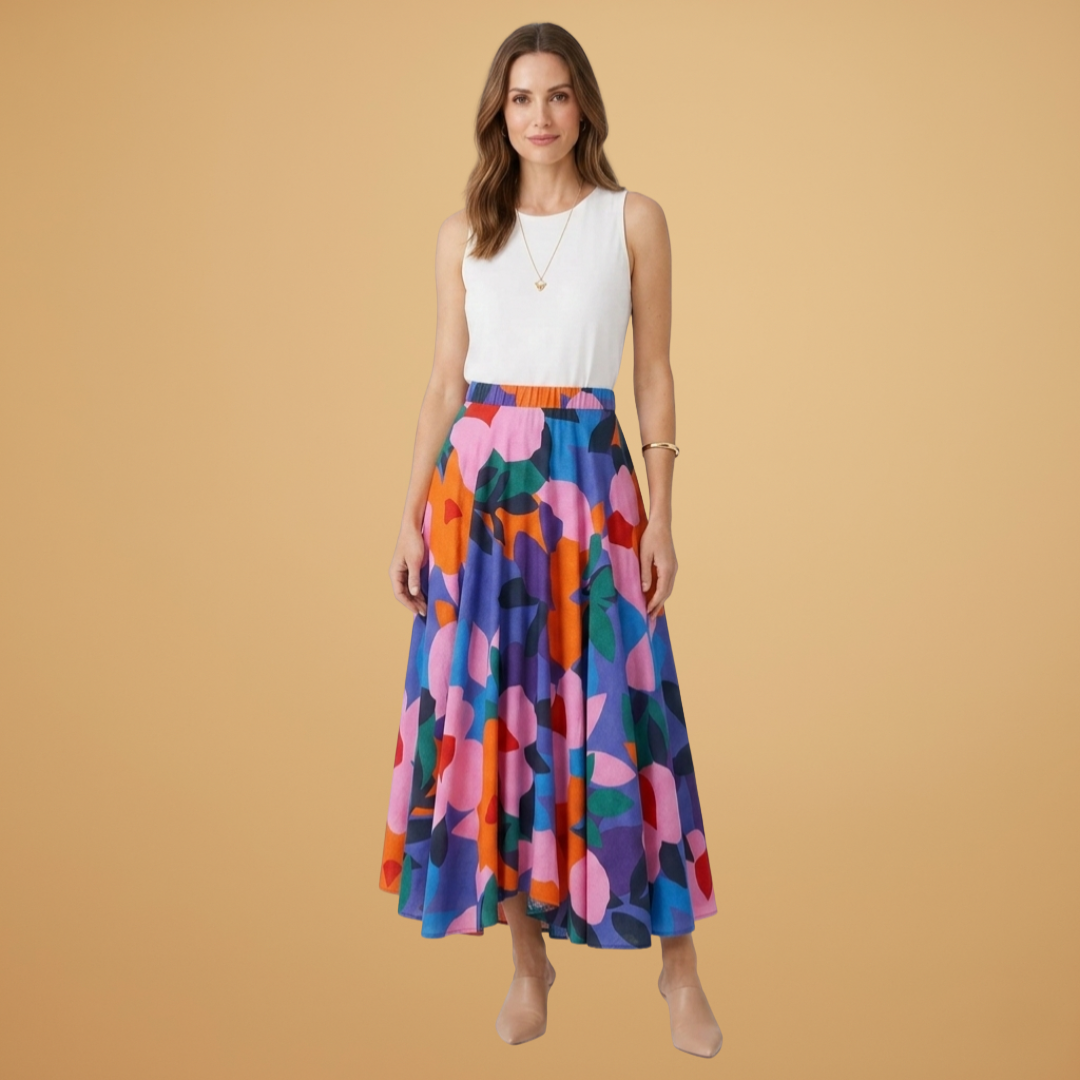 Women’s Skirt with Elastic Waistband and Modern Graphic Design
