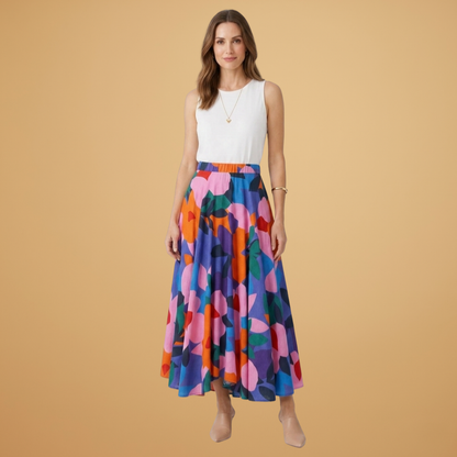 Women’s Skirt with Elastic Waistband and Modern Graphic Design