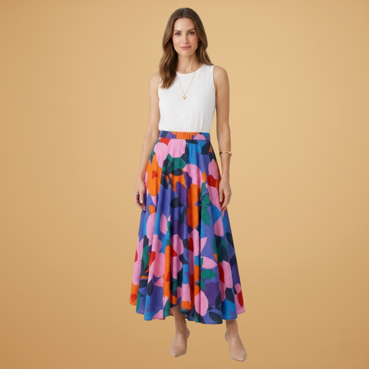 Women’s Skirt with Elastic Waistband and Modern Graphic Design
