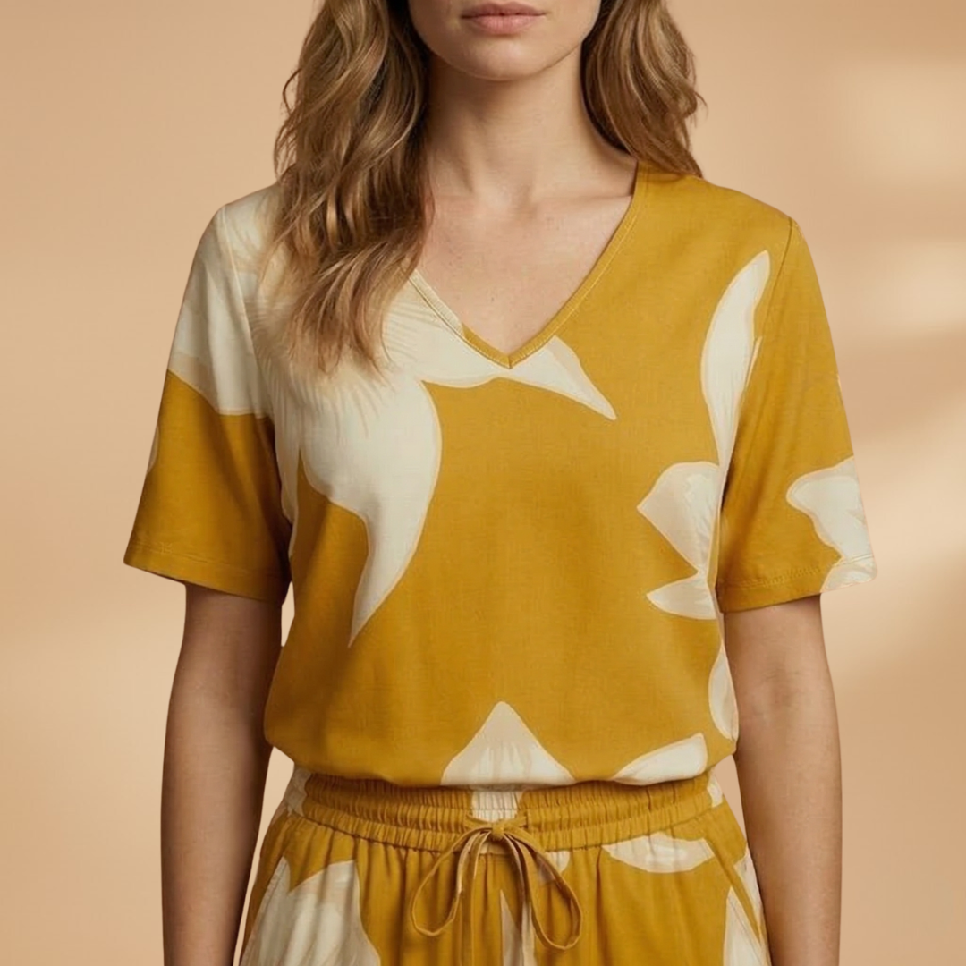 Women’s Two‑Piece Set with Floral Top and Wide Trousers
