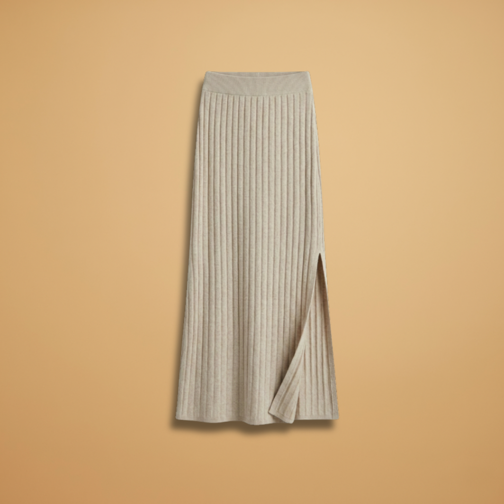 Women’s Knitted Skirt with Tailored Fit and Flowing Hem