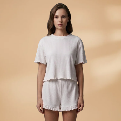 Women’s Loungewear Set with Ruffle Details and Ribbed Surface