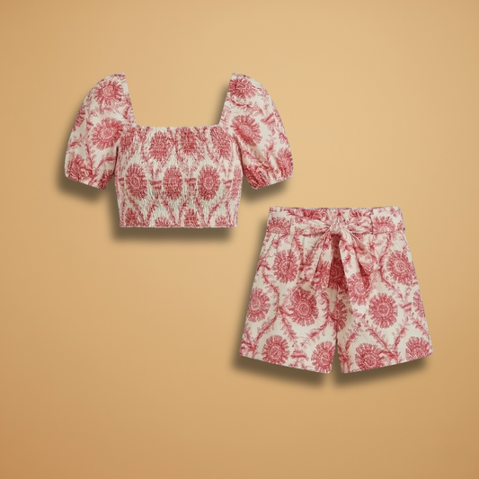 Women’s Set with Floral Crop Top and Matching Shorts