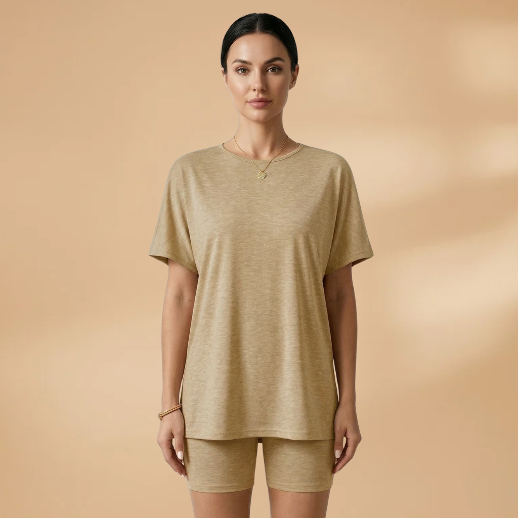 Women’s T-Shirt and Shorts Set with Relaxed Fit and Leopard Print