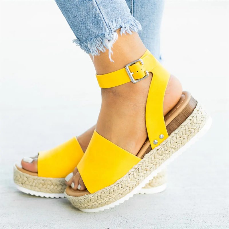 Stylish and Comfortable Sandals for Women | Eva